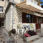 13 Apartman